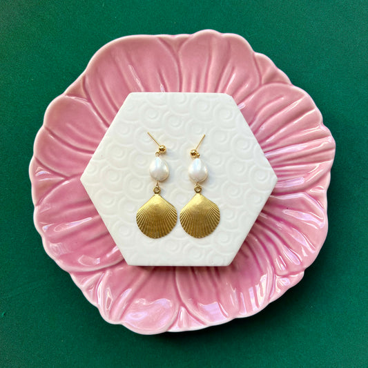 Isabella Pearl and Shell Earring
