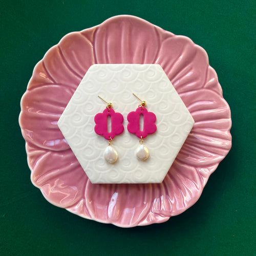 Alice Pearl and Pink Flower Earring