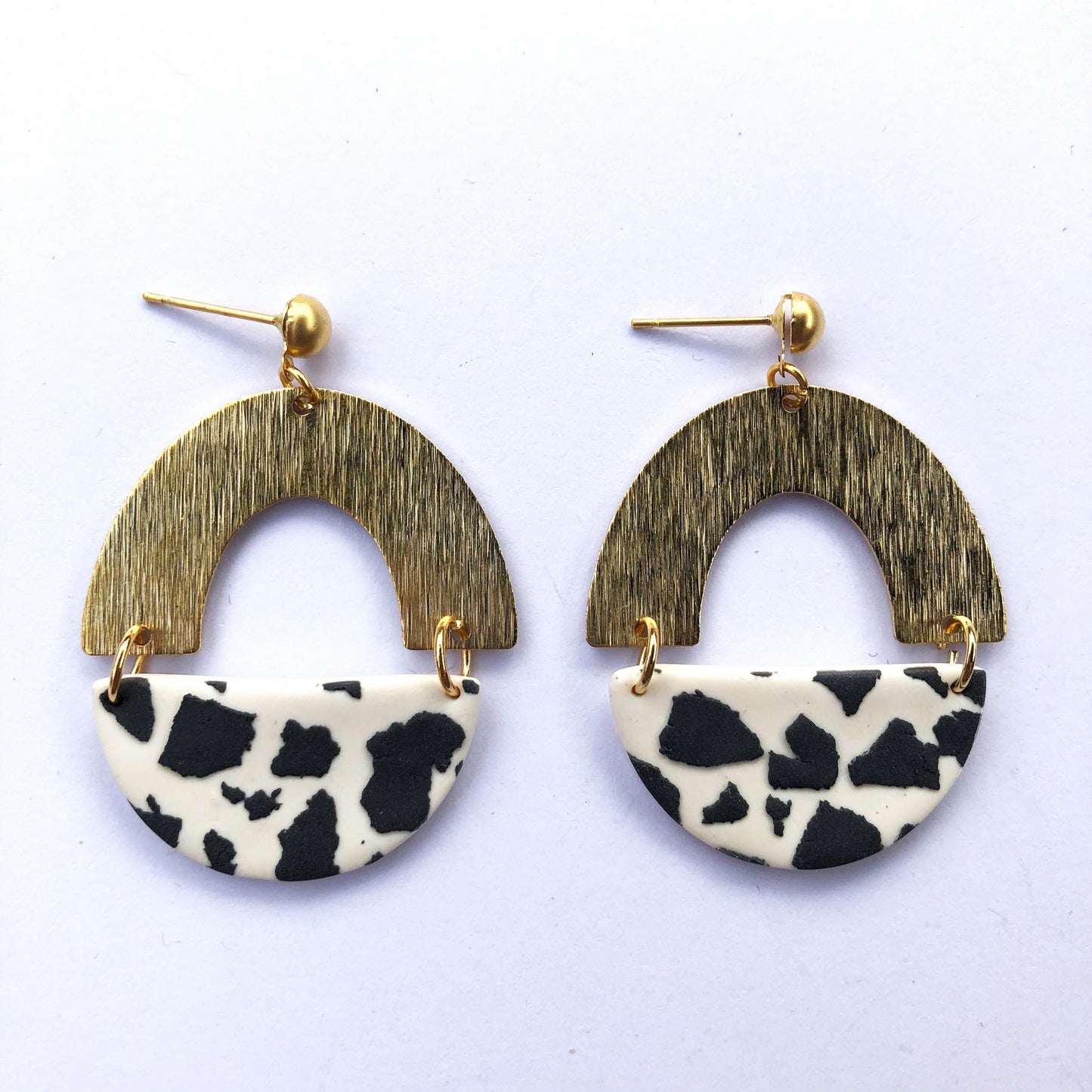 Jasmine Dalmatian Textured Arch Ball Stud Earring