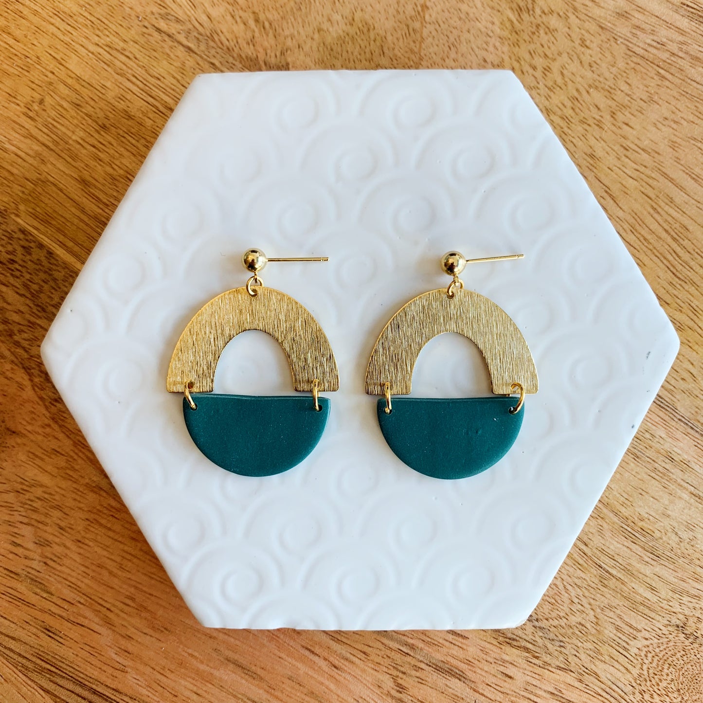 Jasmine Teal Textured Arch Ball Stud Earring